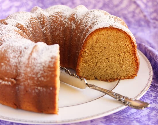 A cake sitting on top of a white plate.